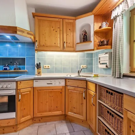 Apartment Edelweiss *